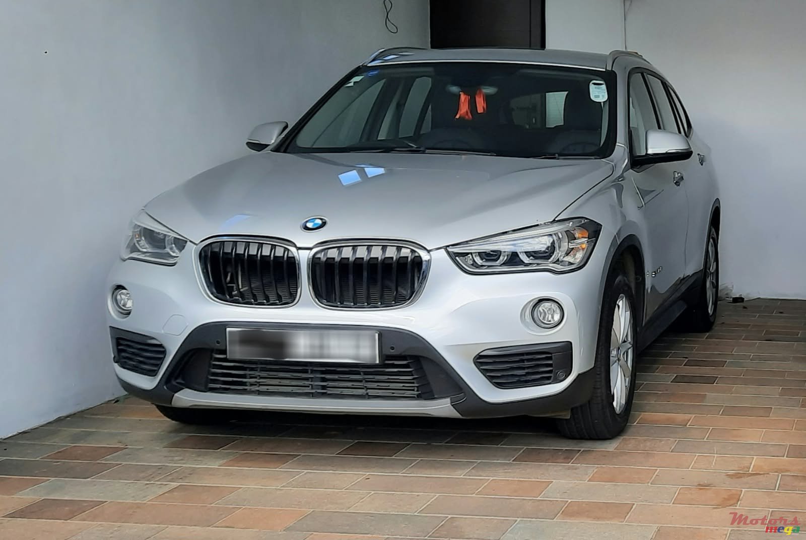 2017' BMW X1 Sdrive18i photo #1