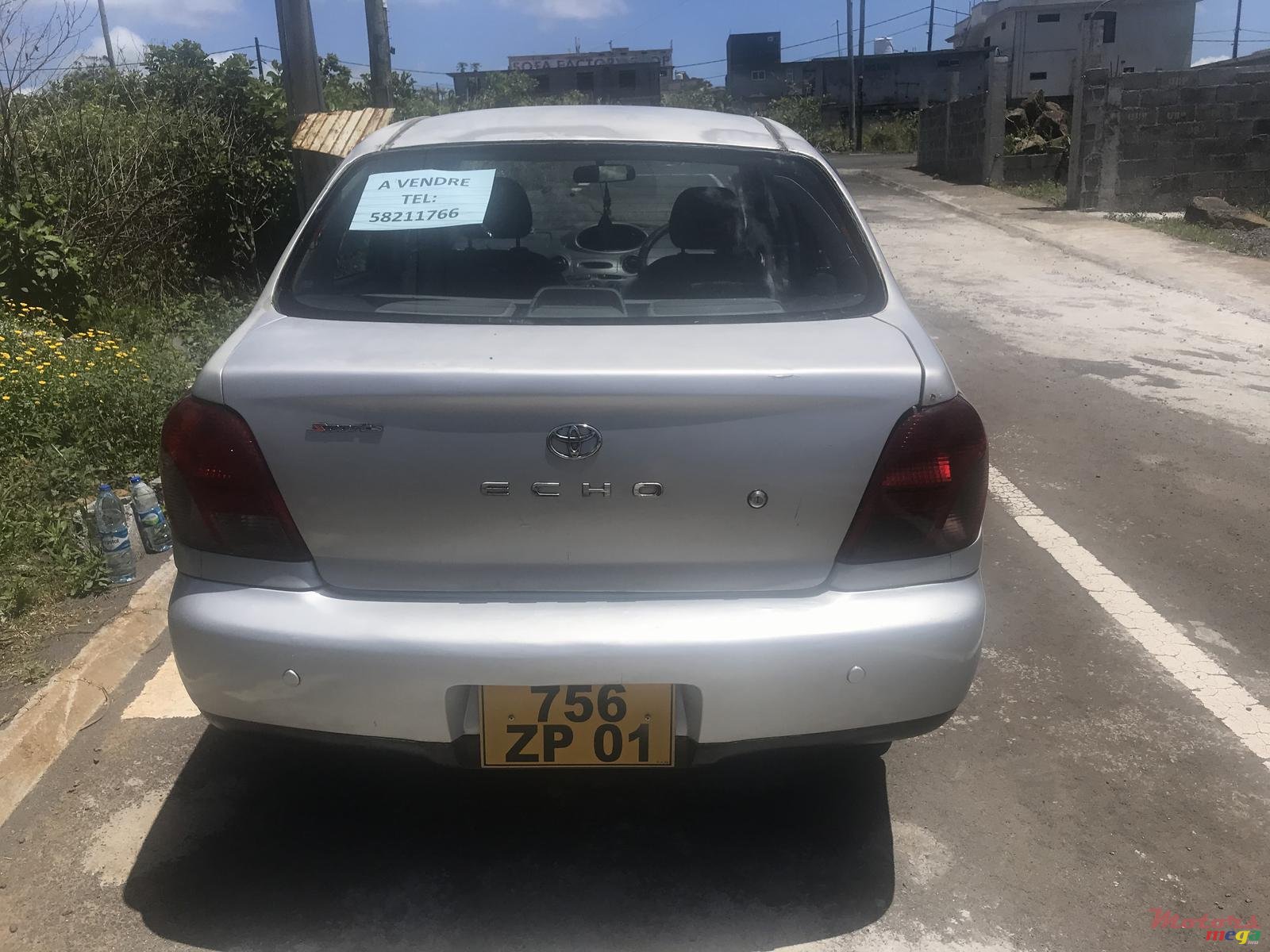 2001' Toyota Echo Platz photo #7