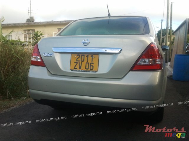 2006' Nissan Tiida photo #3