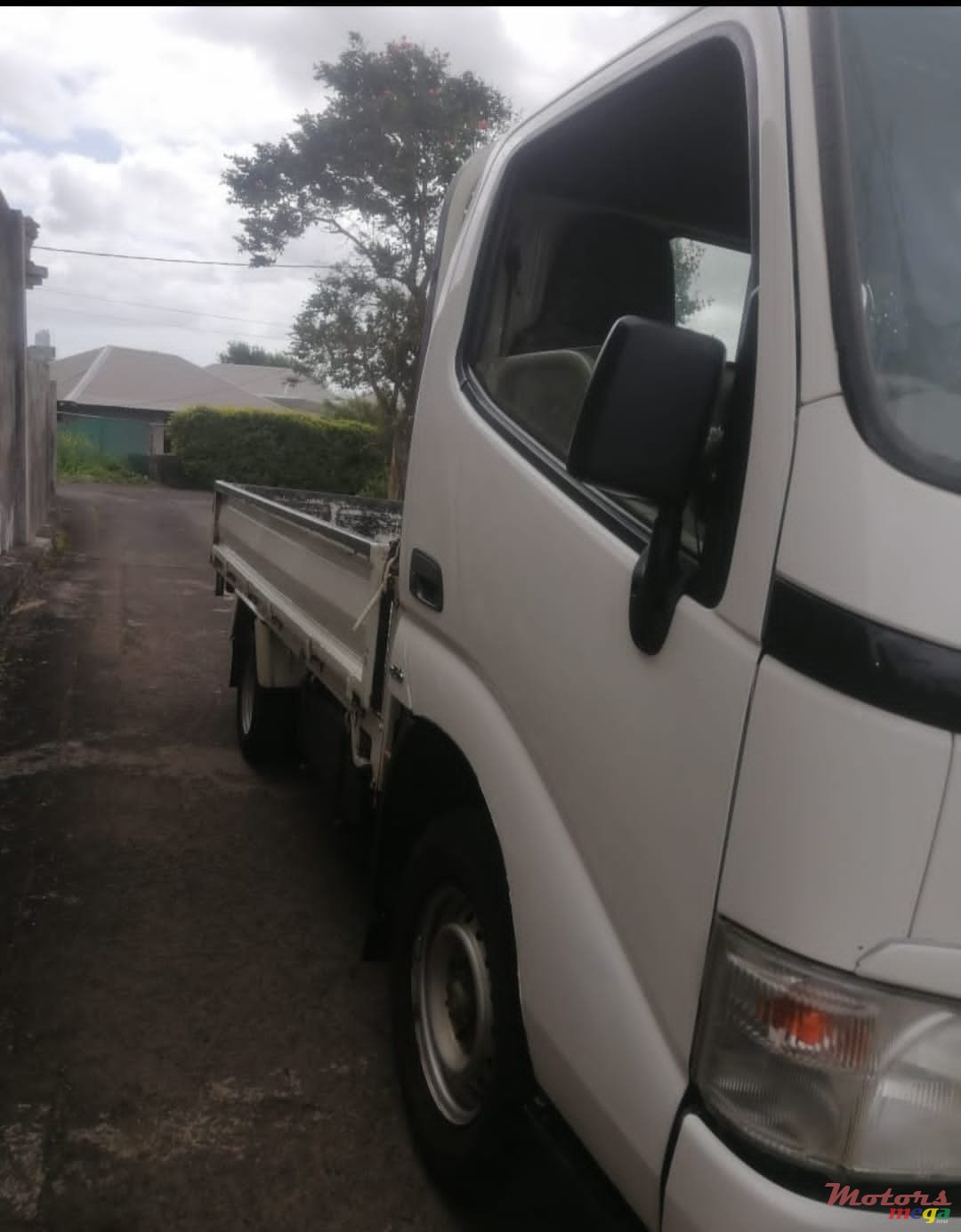 2013' Toyota photo #6