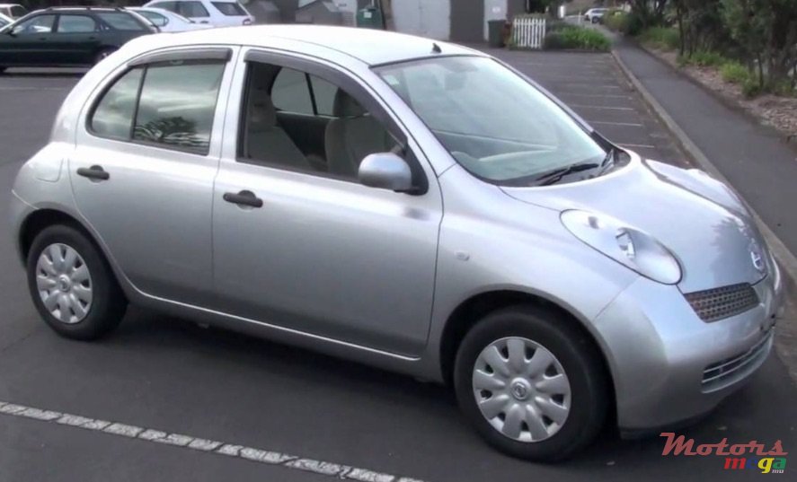 2002' Nissan photo #1