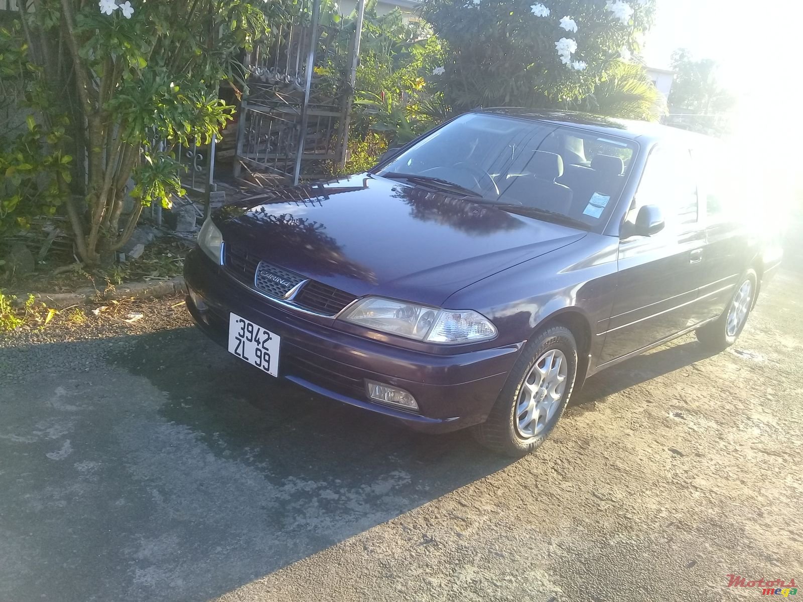1999' Toyota Carina photo #2