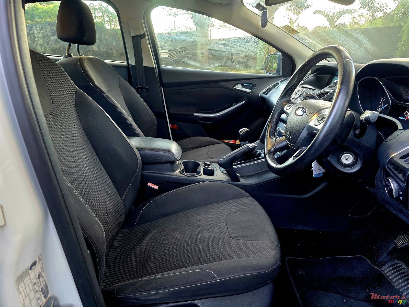 2016' Ford Focus photo #6