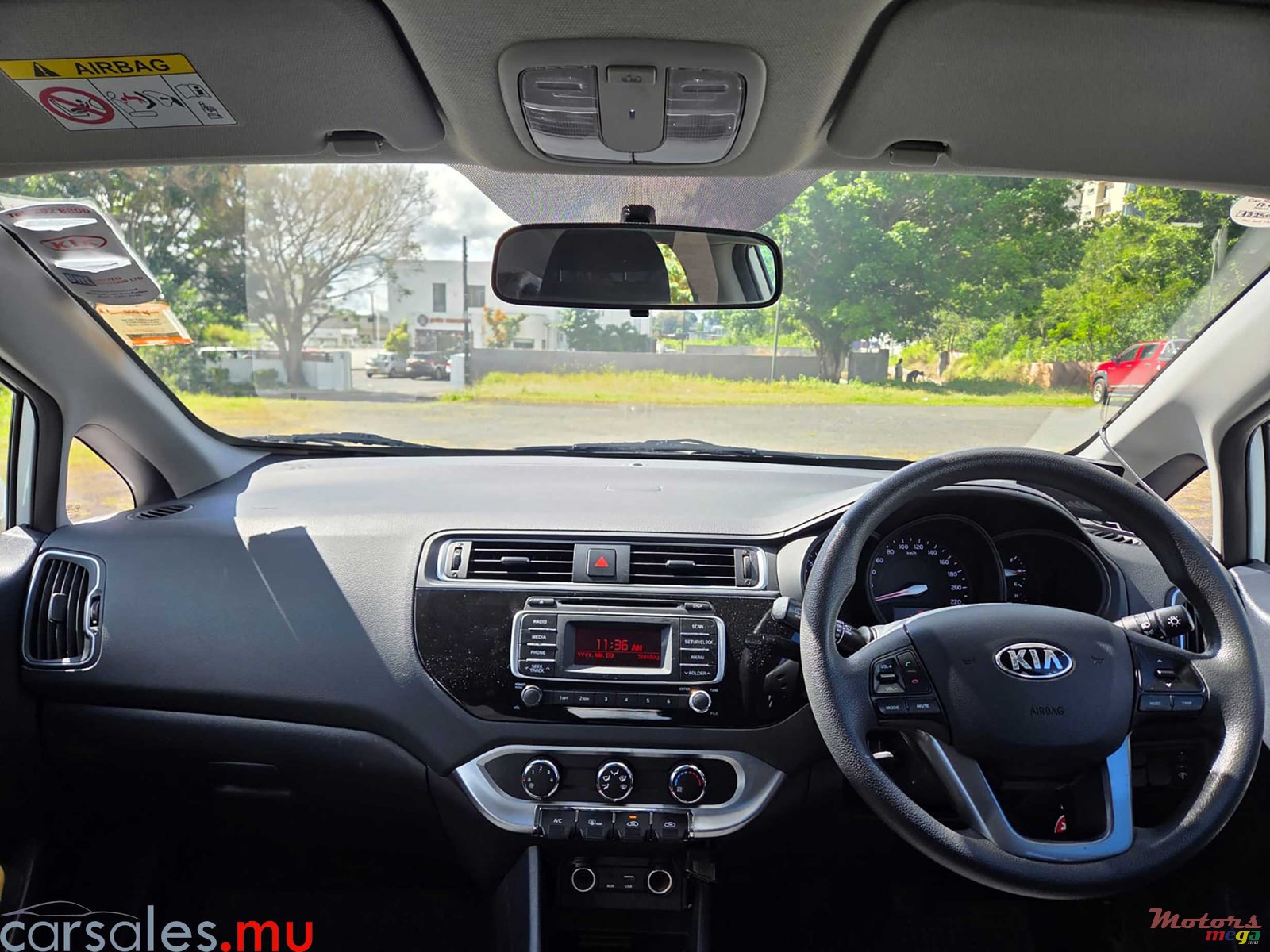 2016' Kia Rio photo #8