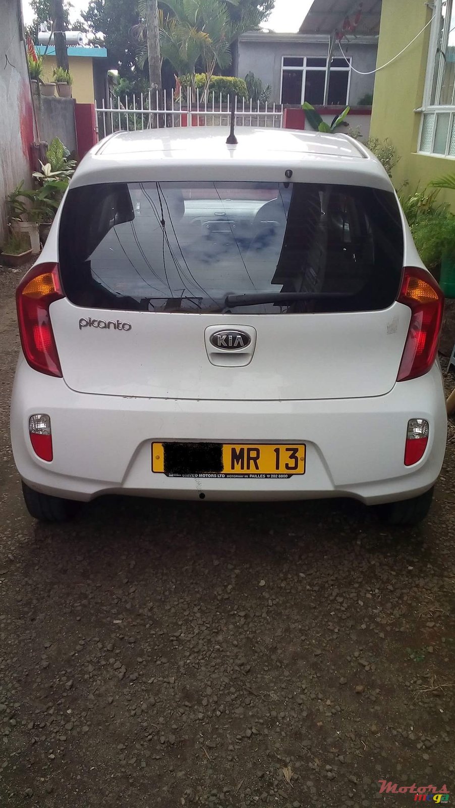 2013' Kia Picanto photo #3