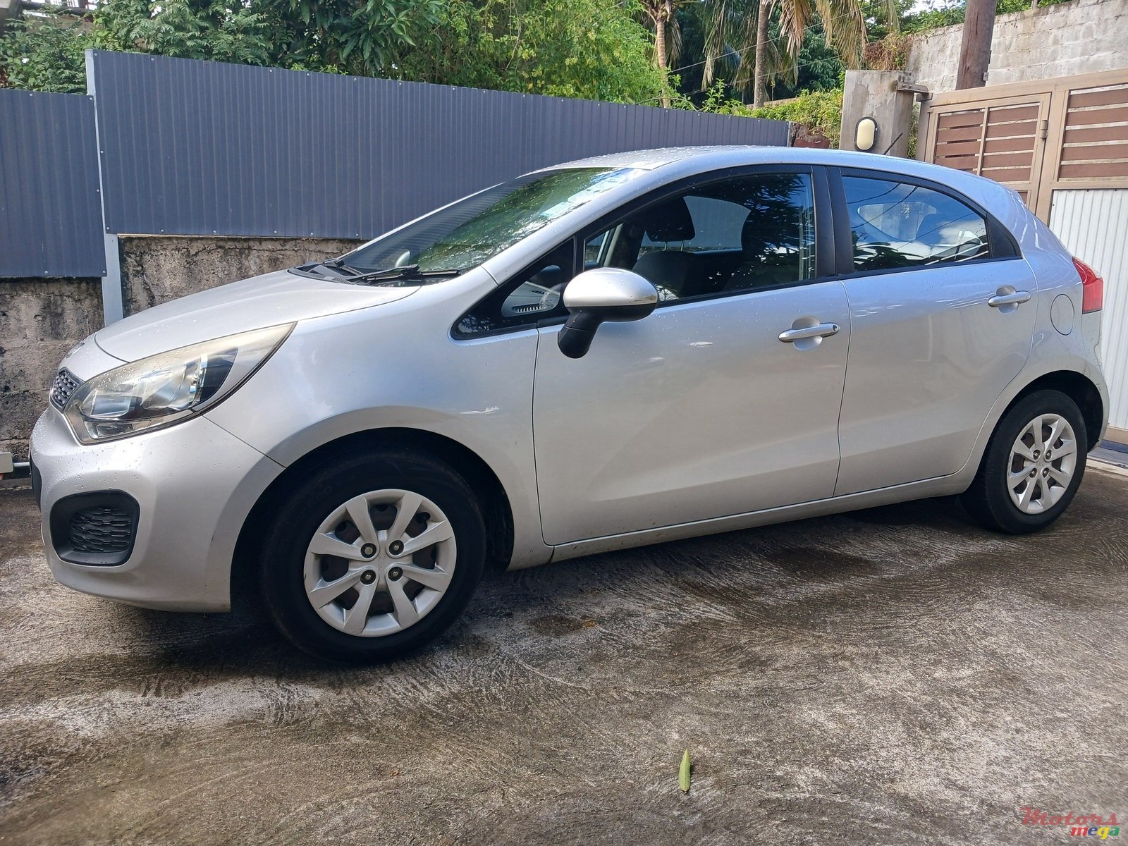 2014' Kia Rio photo #1