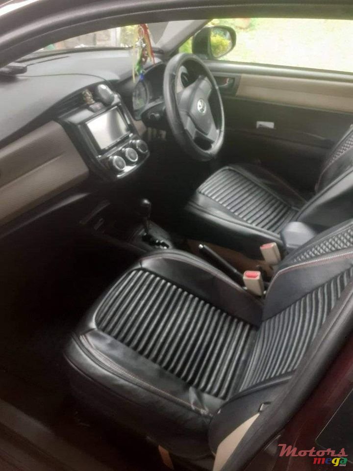 2014' Toyota Axio photo #2