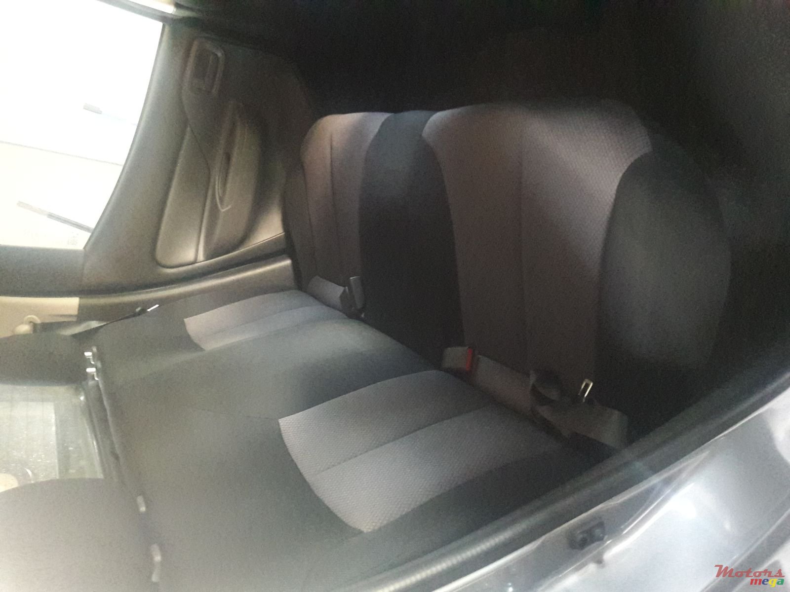 2016' Mitsubishi 2x4 turbo 2500cc photo #6