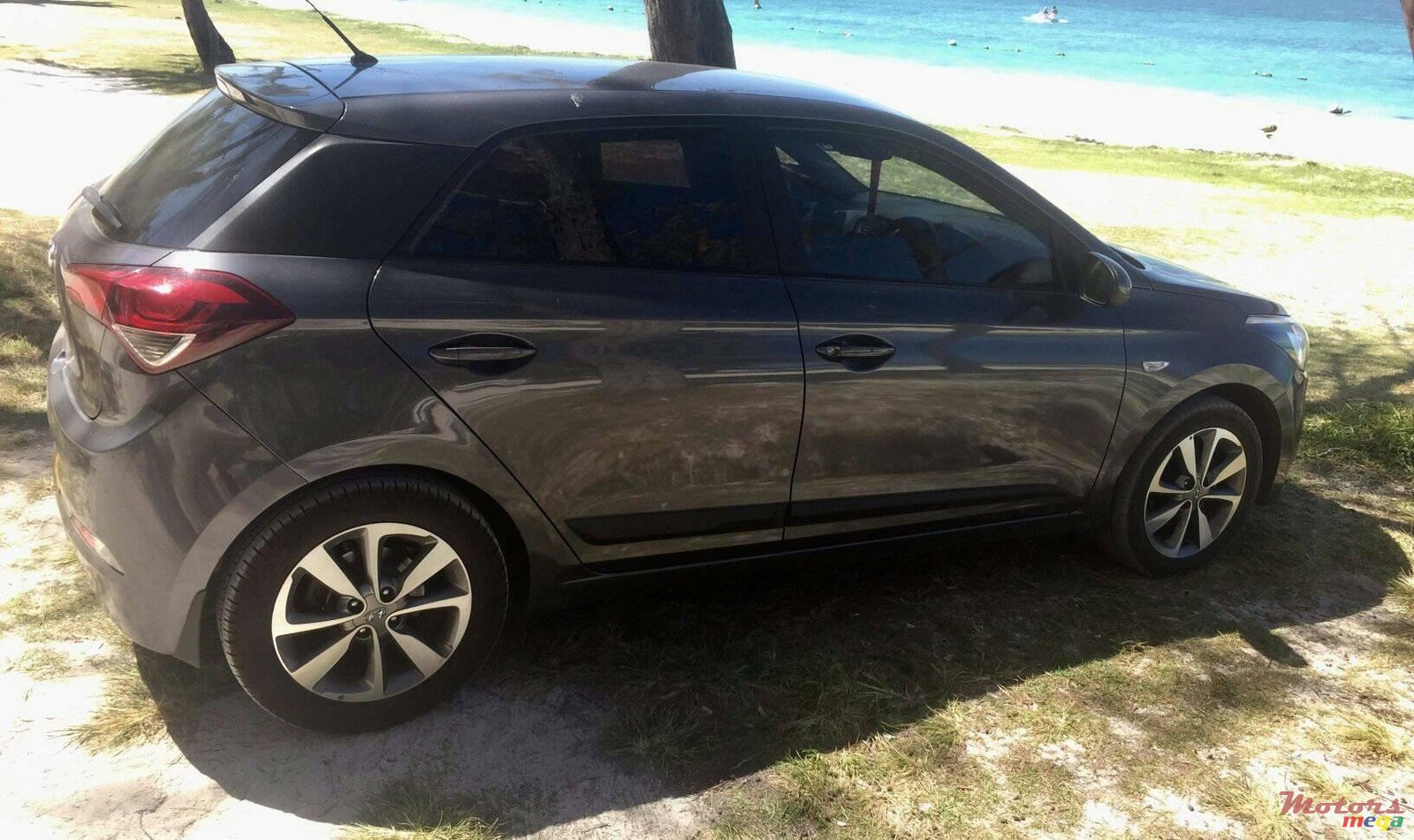 2017' Hyundai i20 photo #3