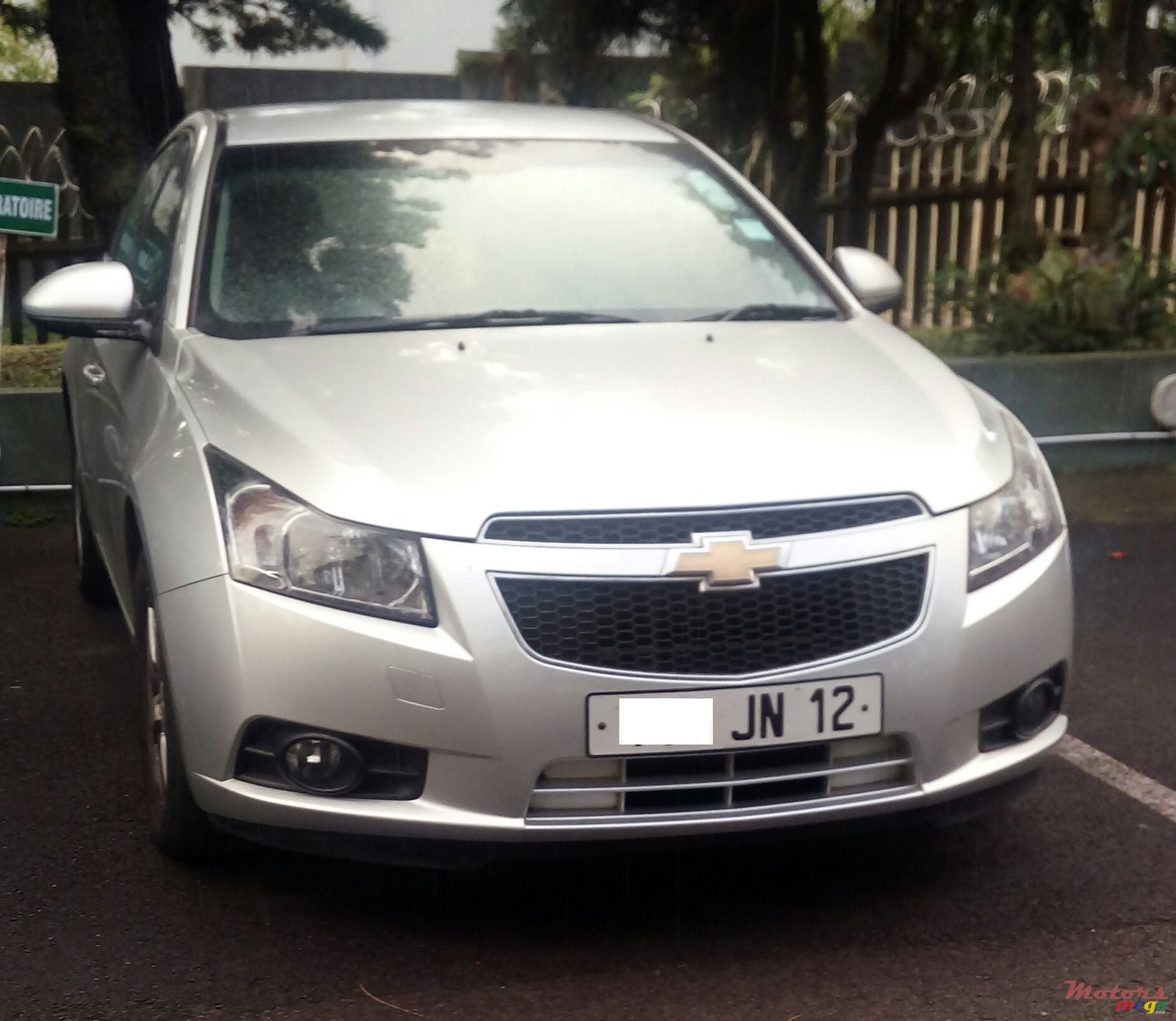 2012' Chevrolet Chevy photo #3