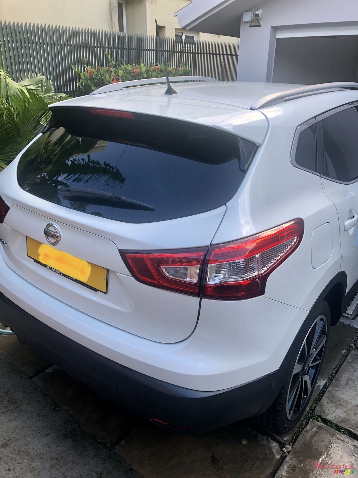 2015' Nissan Qashqai photo #3