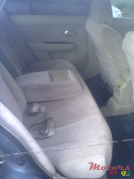 2005' Nissan Tiida Tiida - Latio photo #4