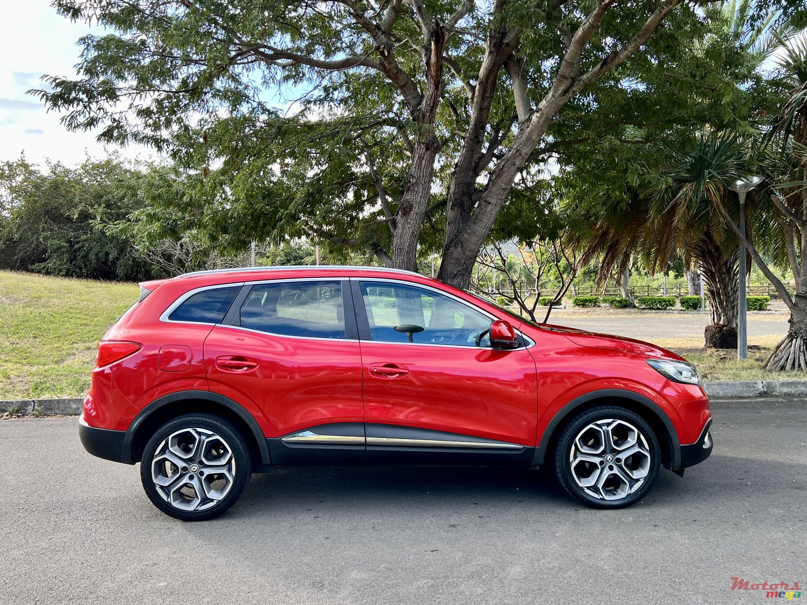 2015' Renault Kadjar photo #3