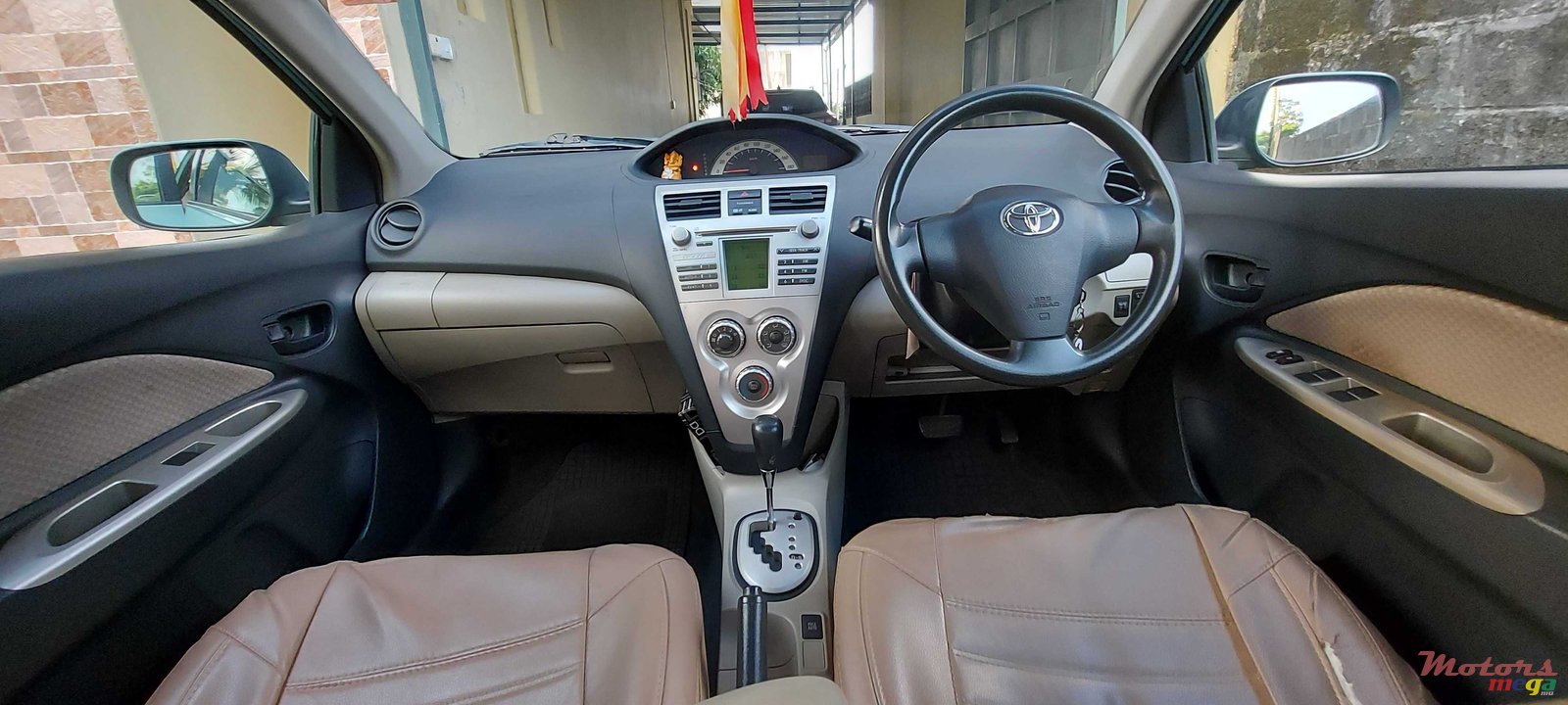 2006' Toyota Belta photo #4