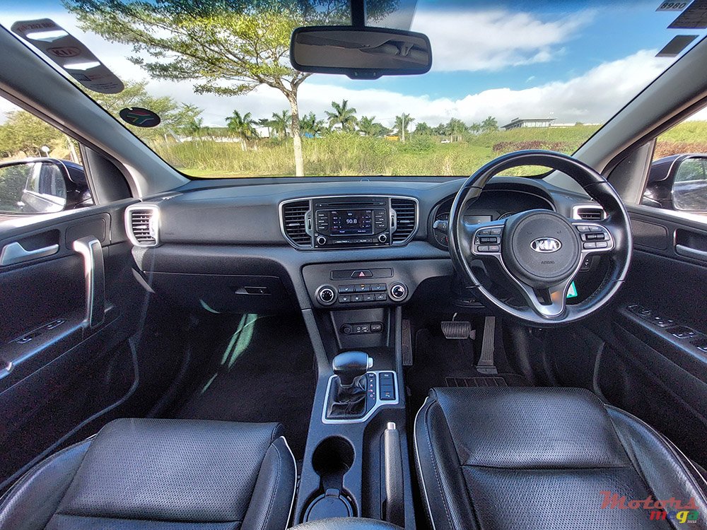 2016' Kia Sportage photo #5
