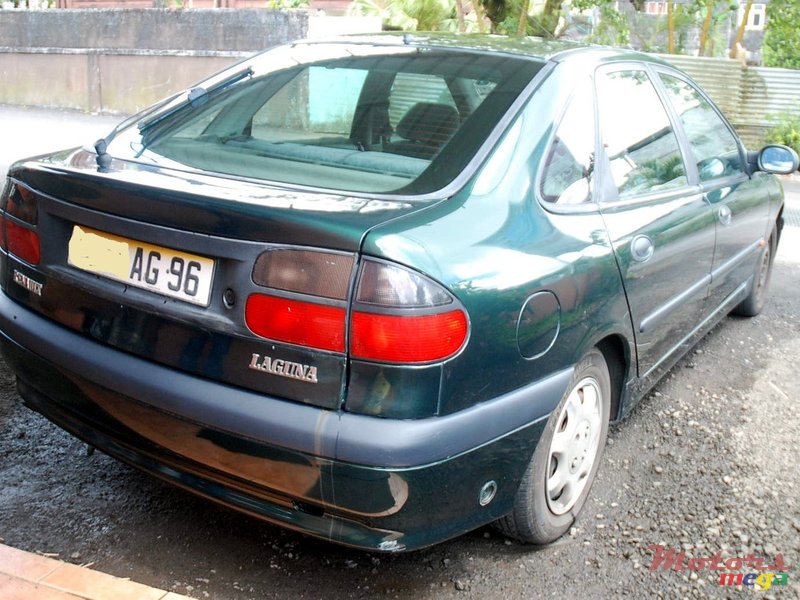 1996' Renault Laguna photo #1