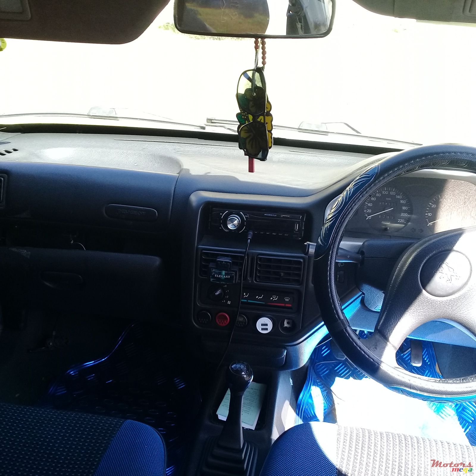 1998' Peugeot 106 Echapment sport photo #3