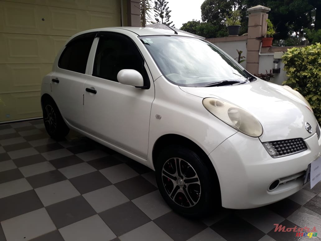 2006' Nissan March photo #5