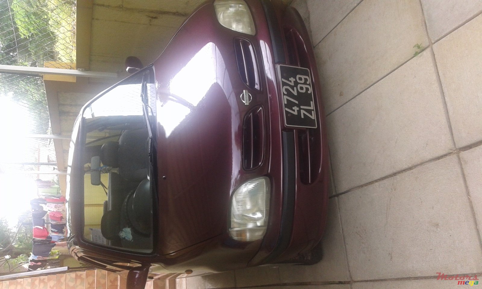 1999' Nissan Micra photo #1