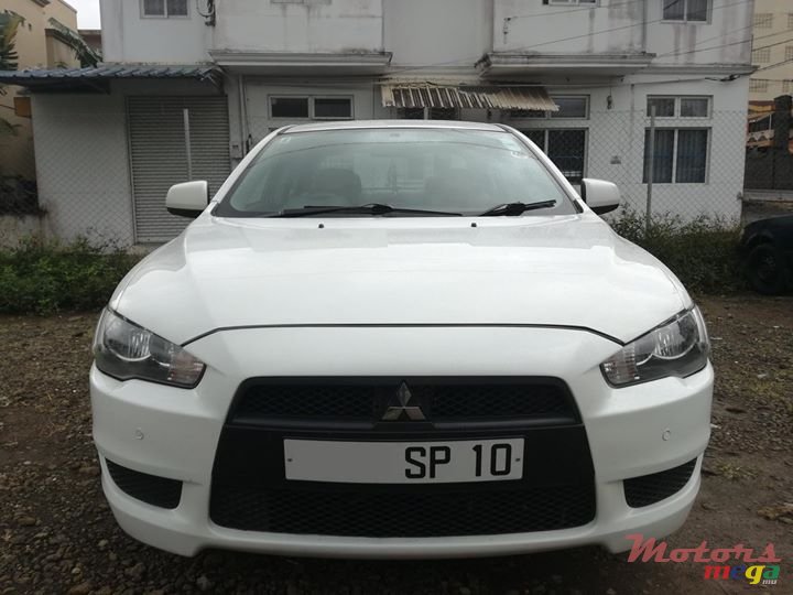2010' Mitsubishi Lancer X EX photo #1