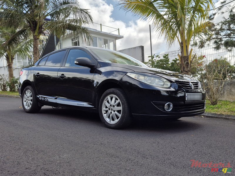 2013' Renault Fluence photo #1