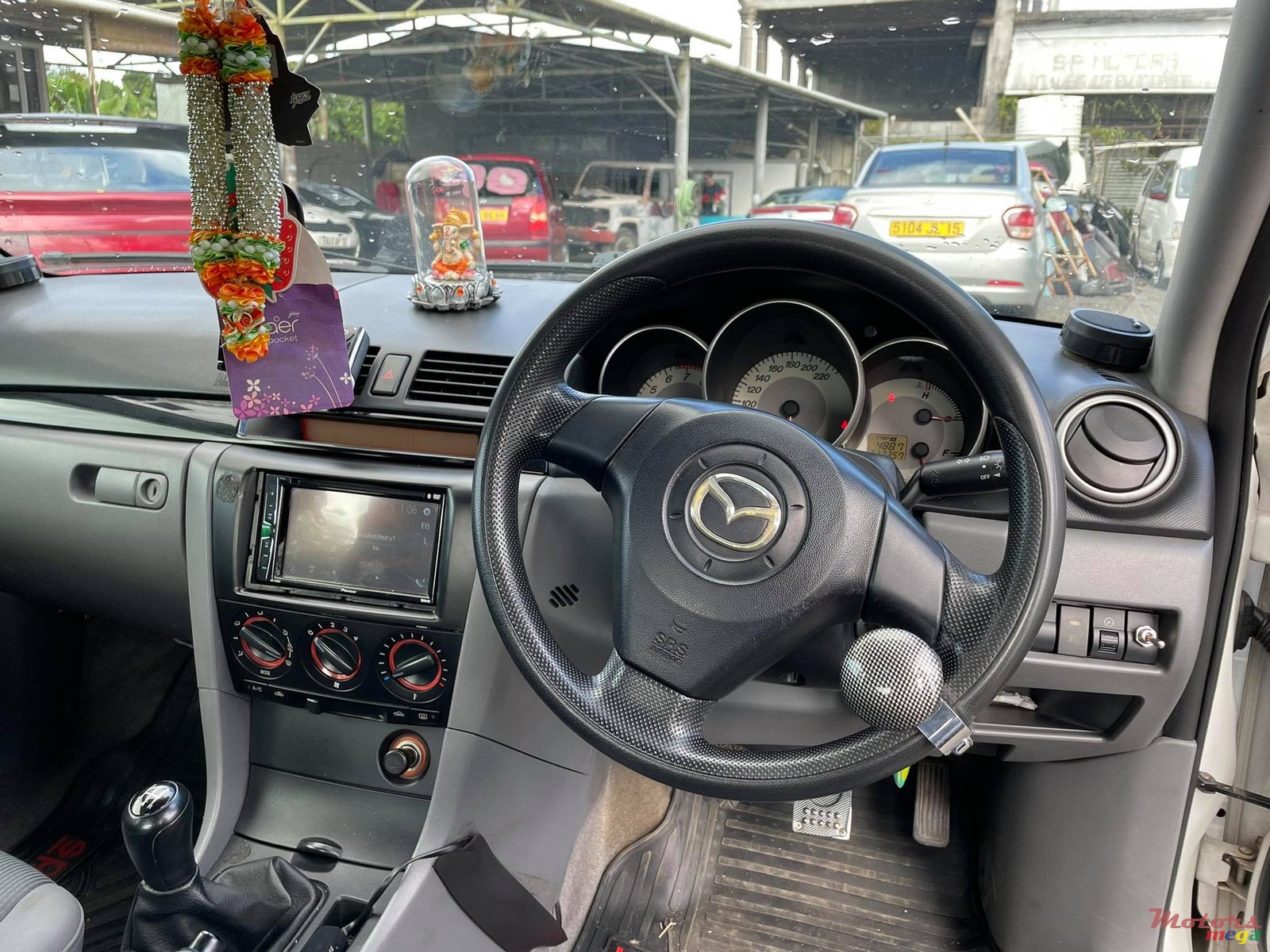 2007' Mazda 3 photo #3