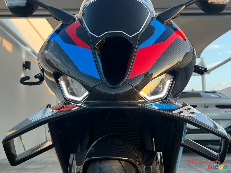 2024' BMW M1000RR photo #1