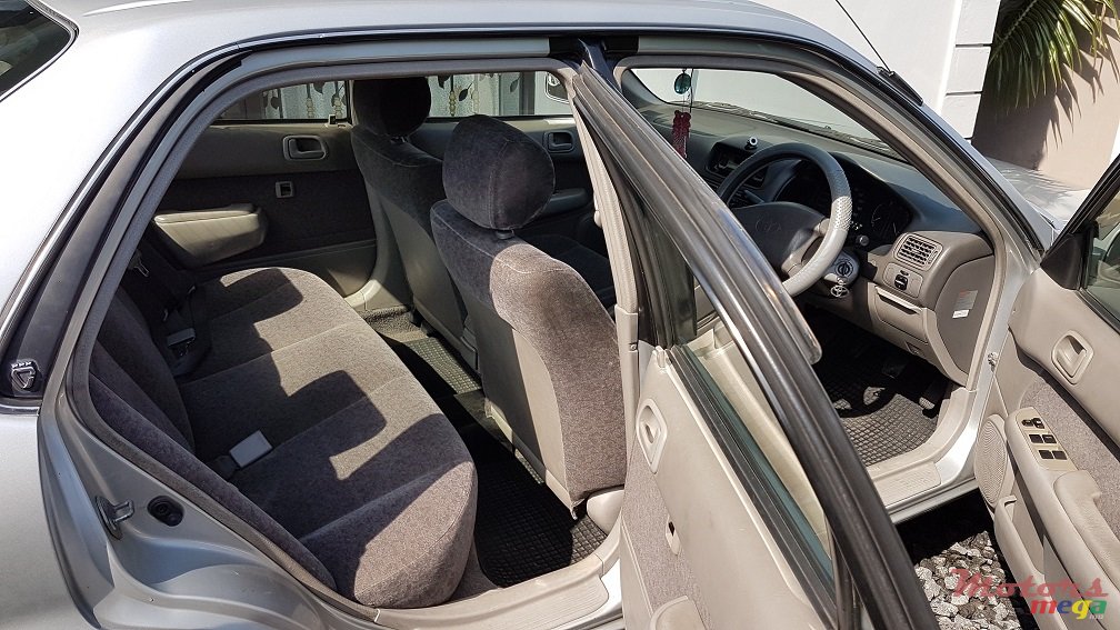 1998' Toyota Corolla EE111 photo #6