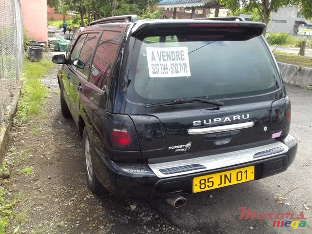 2001' Subaru Forester photo #4