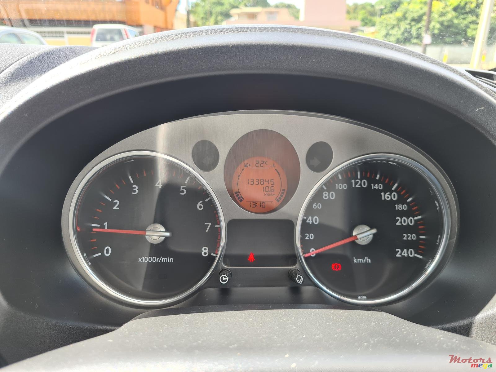 2010' Nissan X-Trail 4x4 photo #6