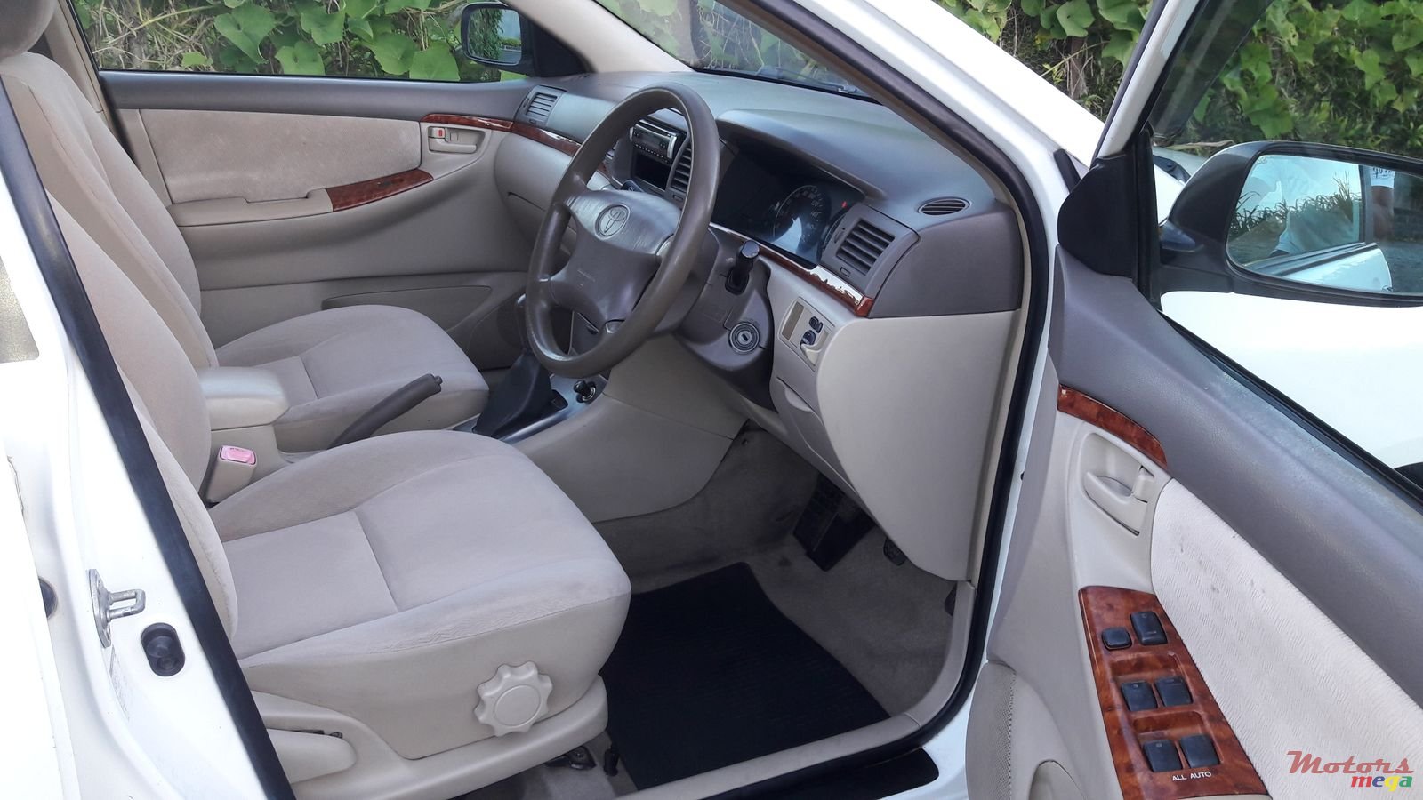 2005' Toyota Corolla Grade X 40th anniversary photo #3