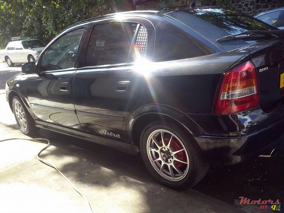 2004' Opel Astra jante cosmic photo #1