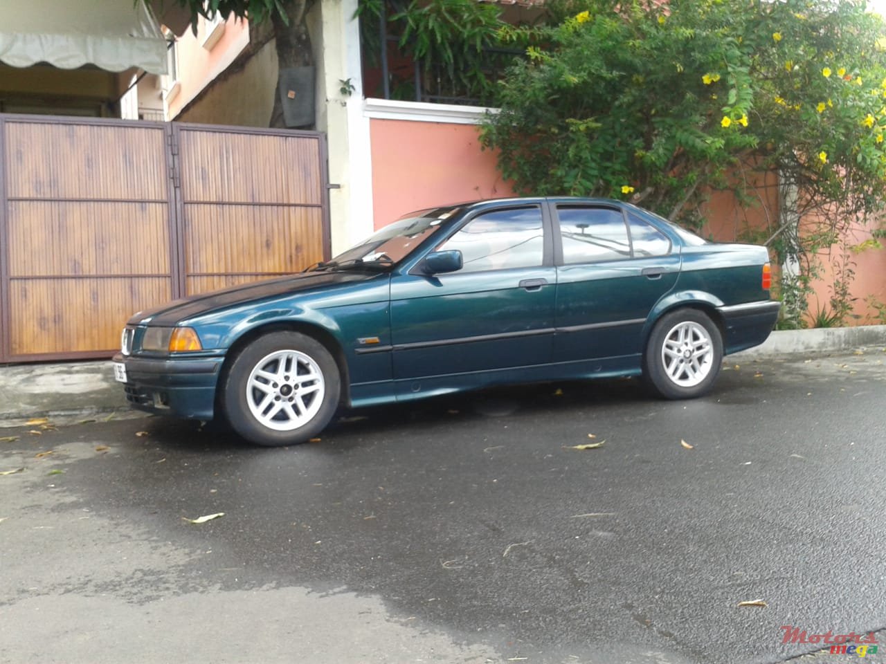 1996' BMW 3 Series photo #3