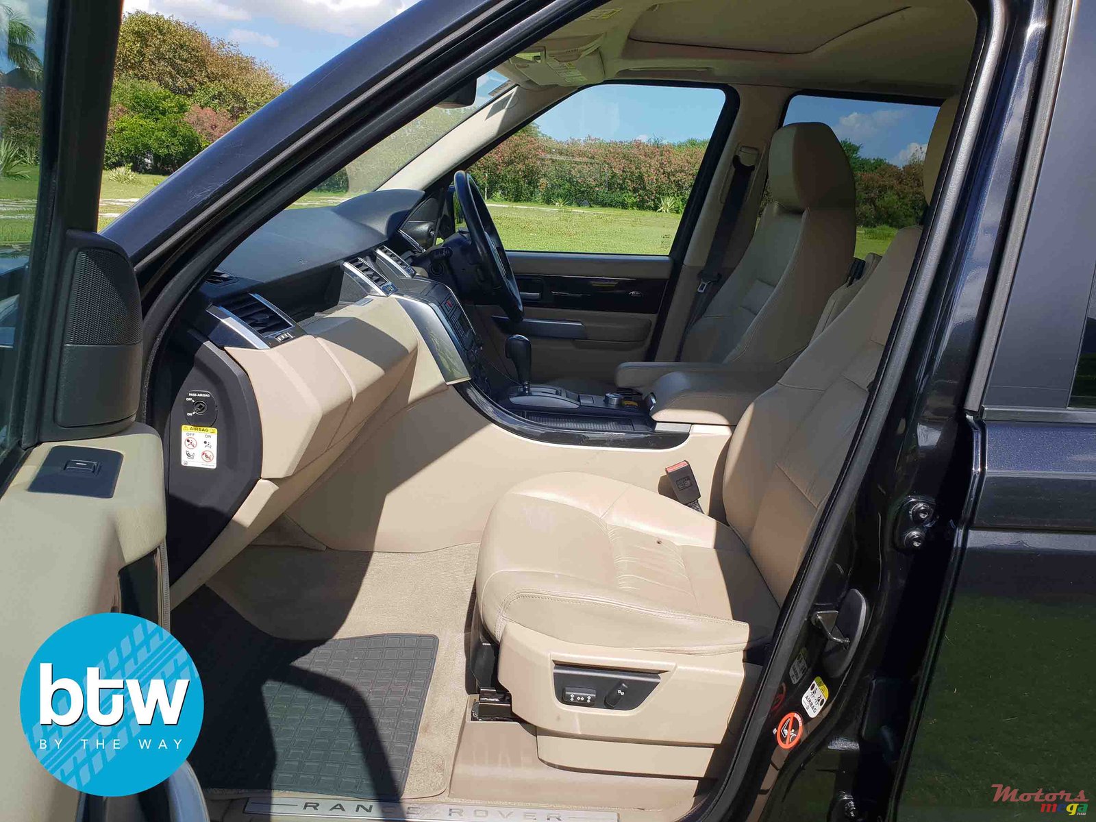 2009' Land Rover Range Rover Sport SuperCharge V8 4.2 photo #4