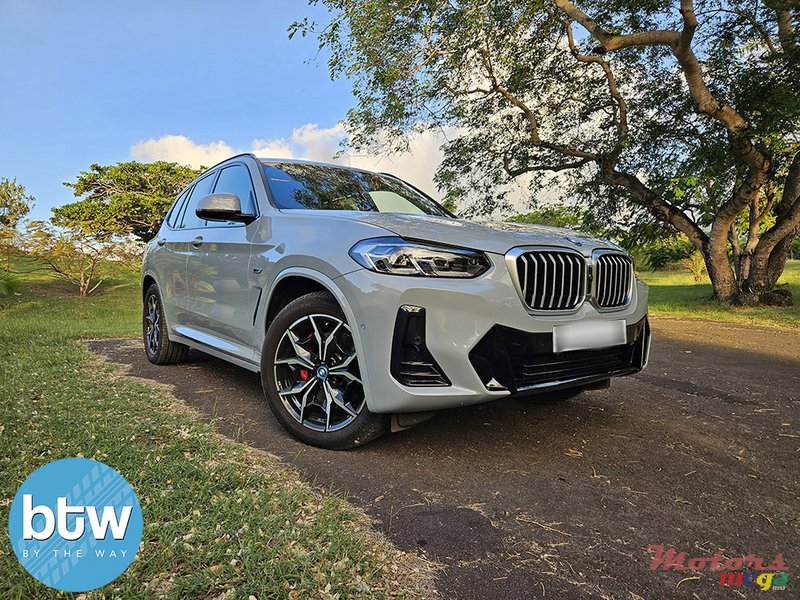 2022' BMW X3 xDRIVE 30e M Sport photo #1