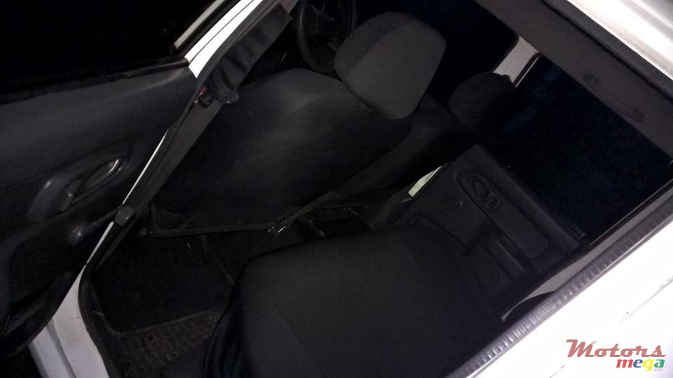 2007' Mitsubishi L 200 photo #5