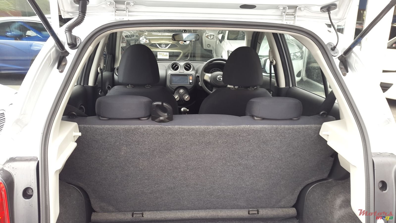 2012' Nissan March photo #3