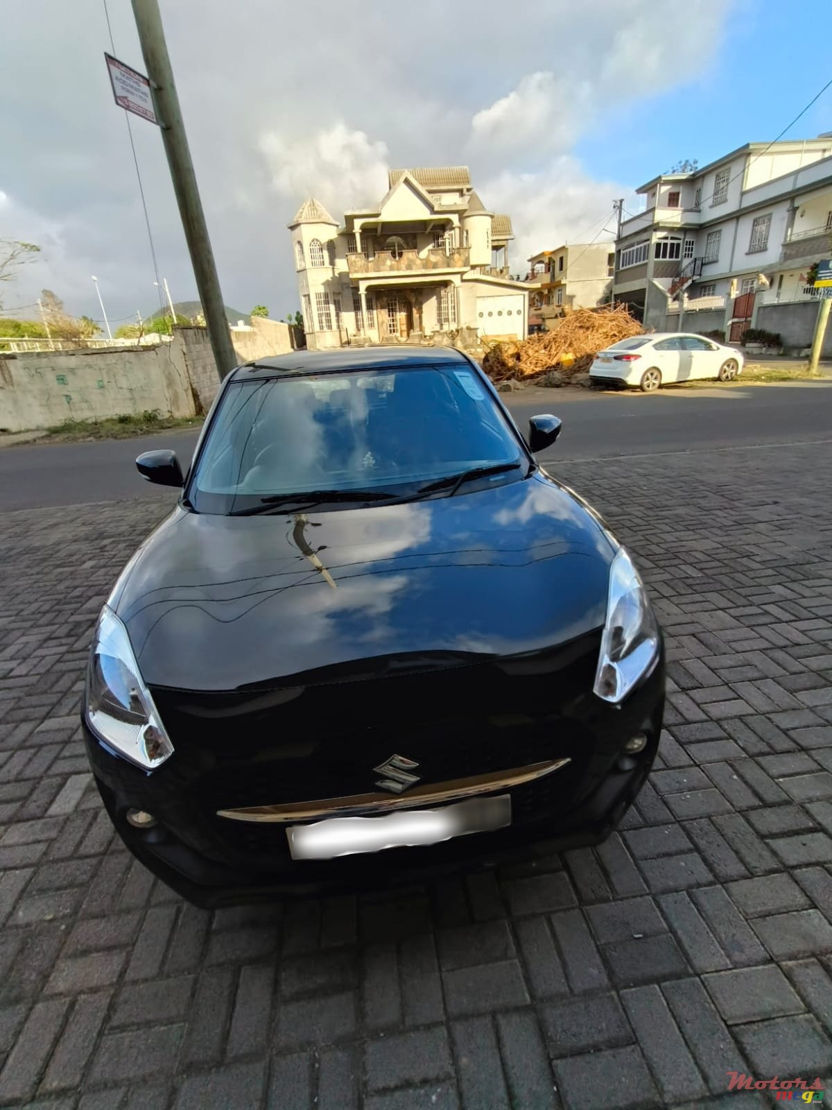 2023' Suzuki Swift photo #3