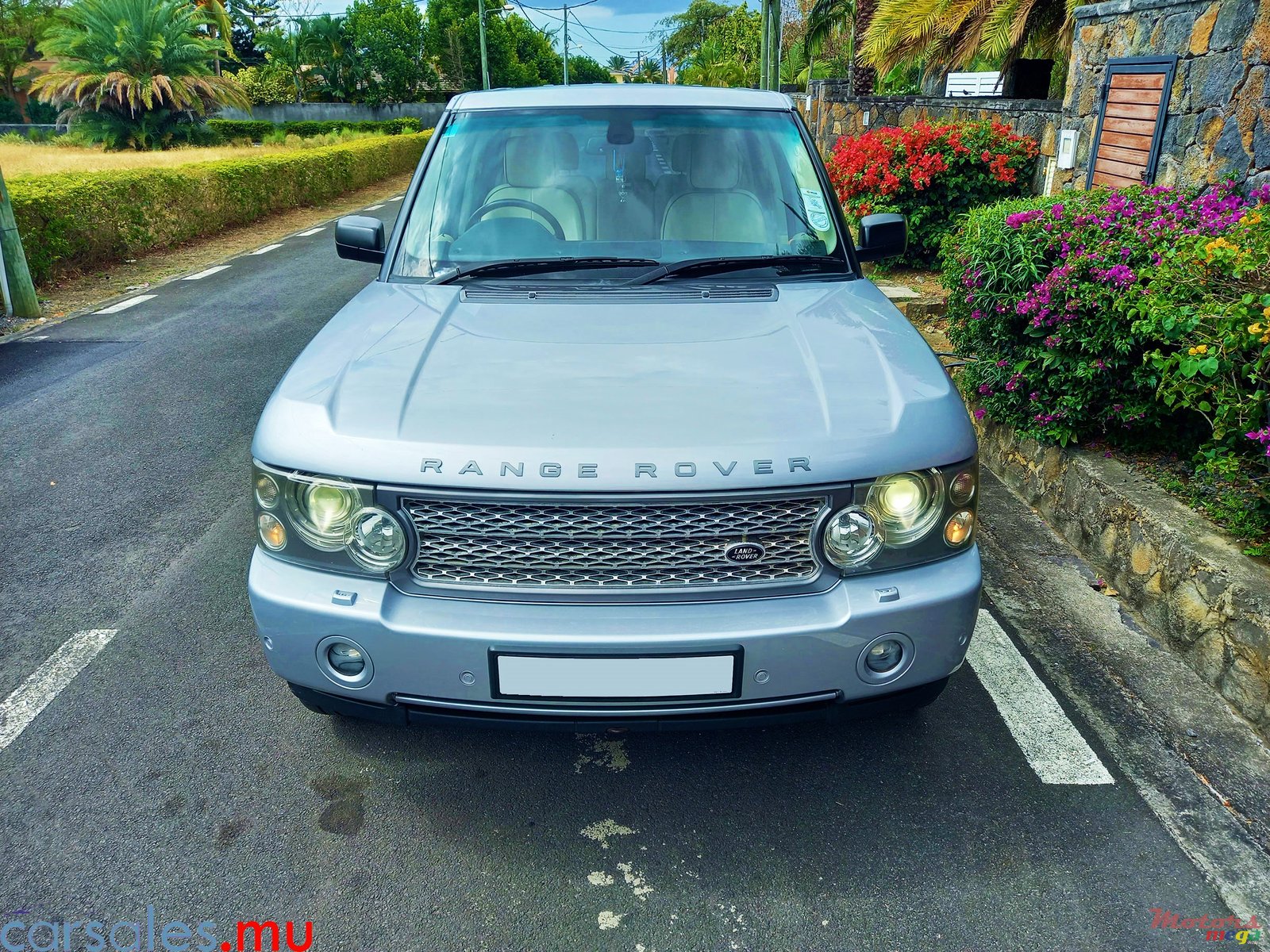2008' Land Rover Range Rover III HSE 3.6TdV8 photo #2