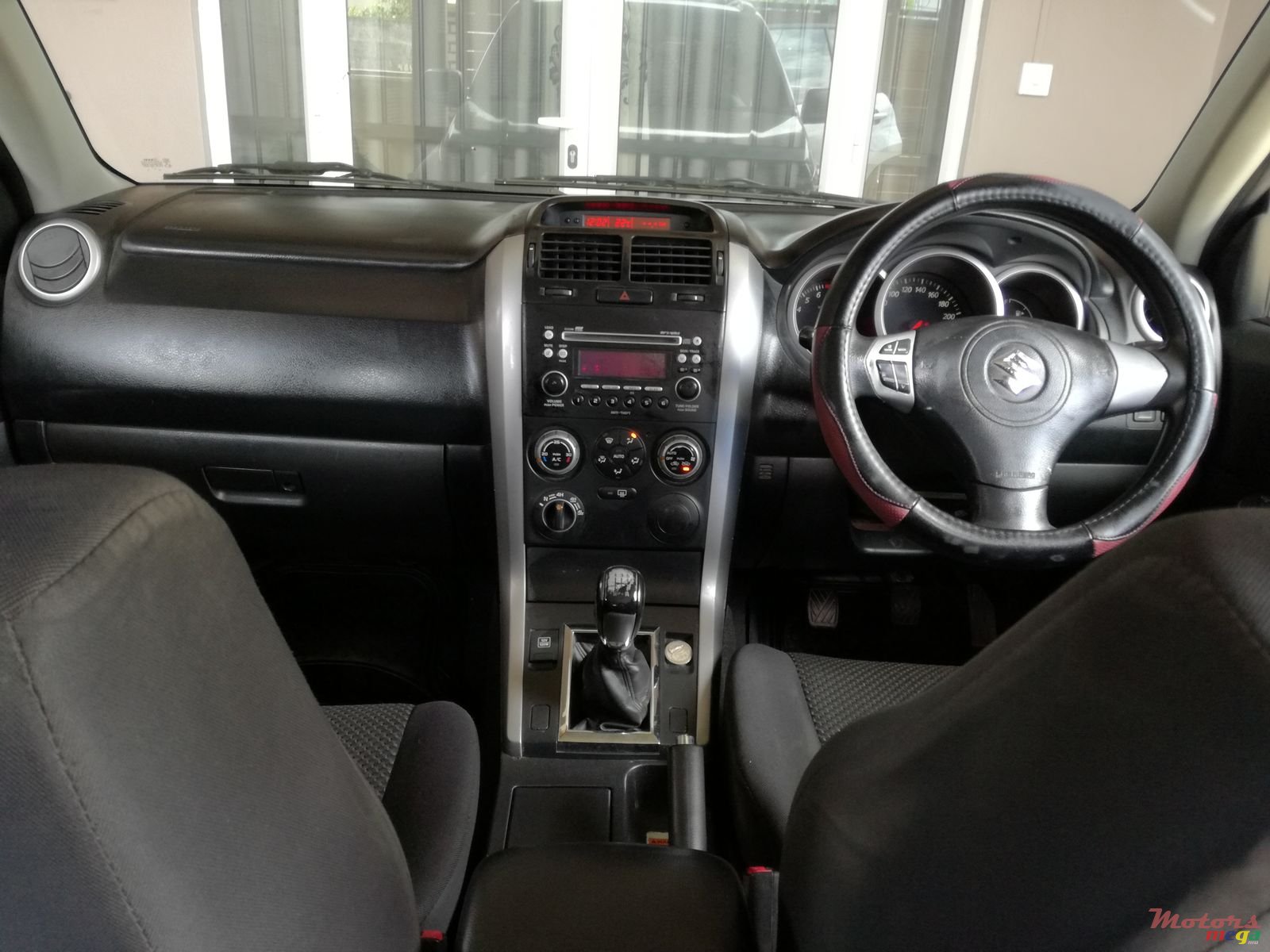 2007' Suzuki Grand Vitara photo #3