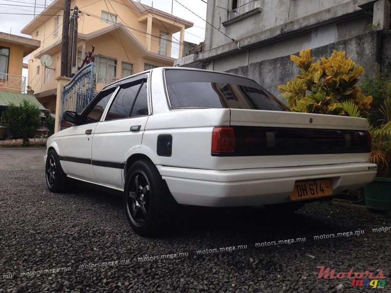 1990' Nissan Sentra B12 photo #3