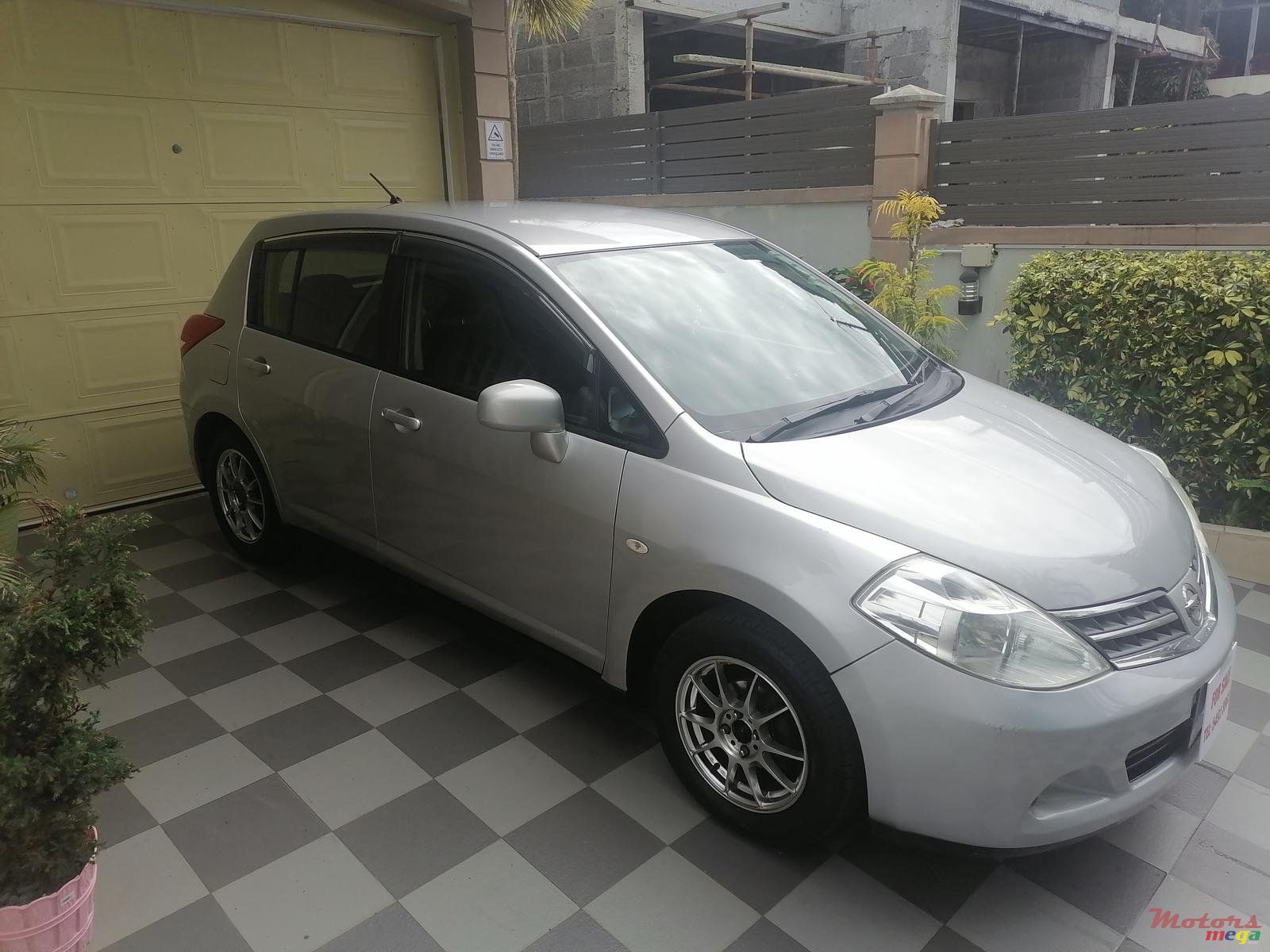 2008' Nissan Tiida photo #6