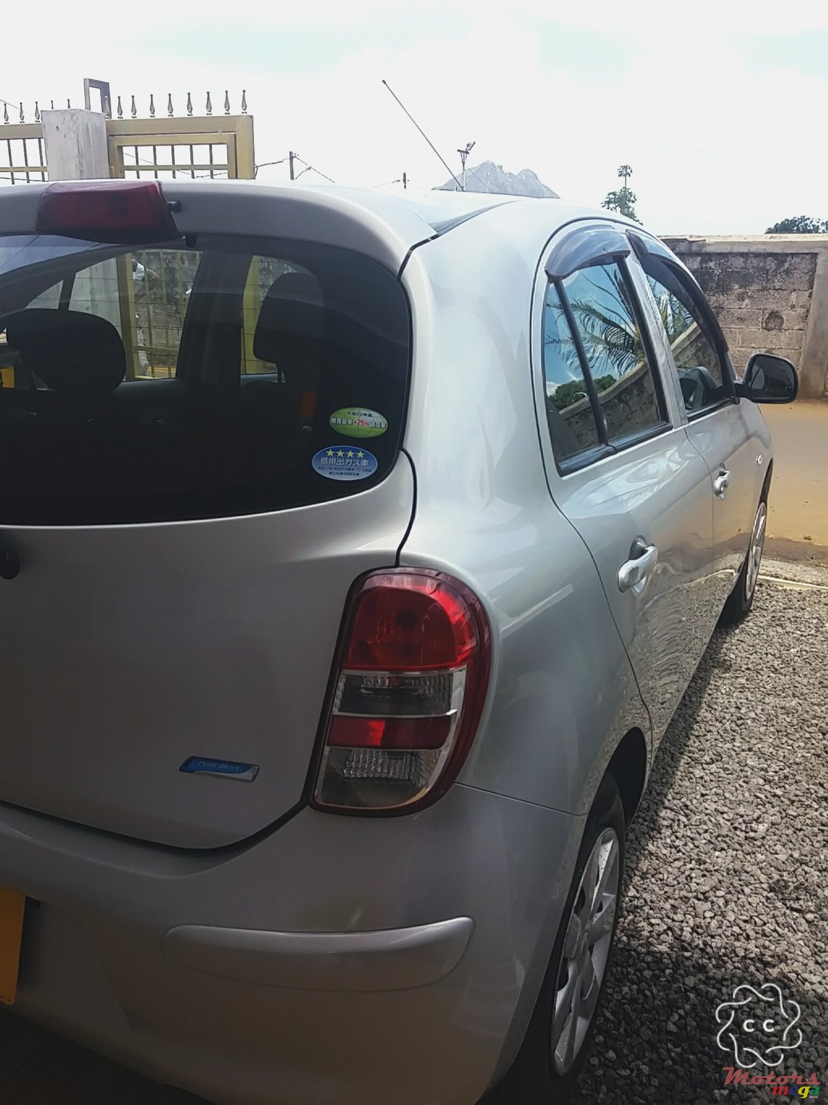 2011' Nissan March photo #5