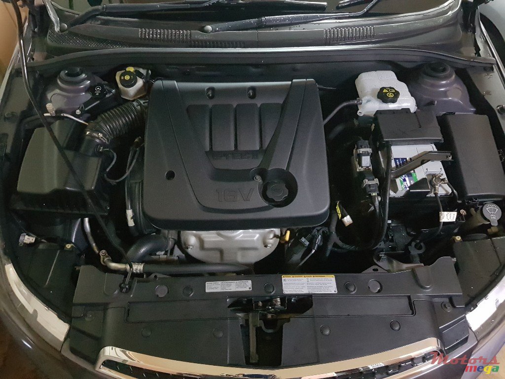 2011' Chevrolet Cruze photo #7