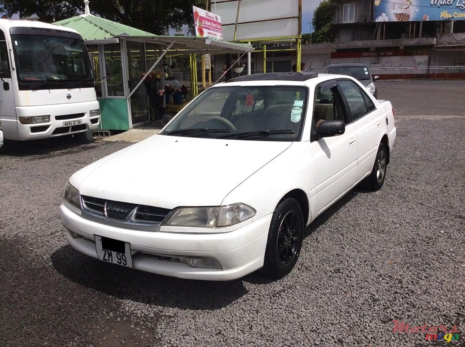 1999' Toyota Carina photo #2