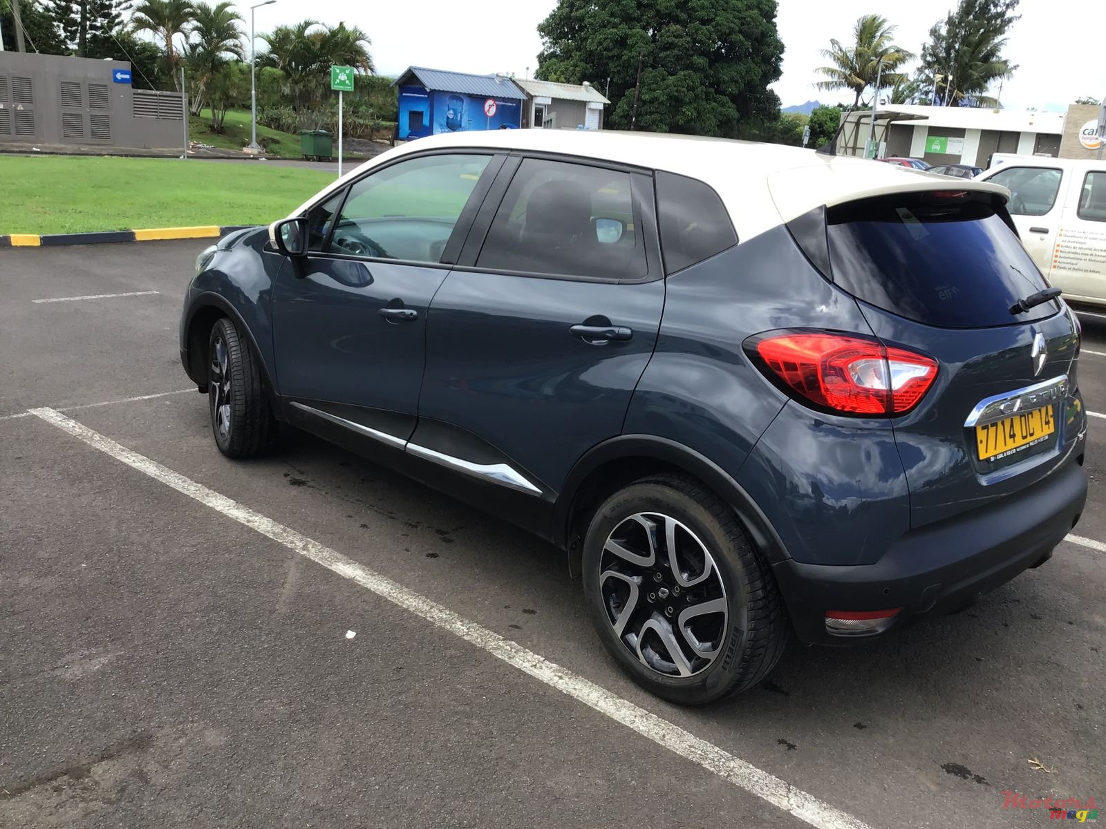 2014' Renault Captur photo #2