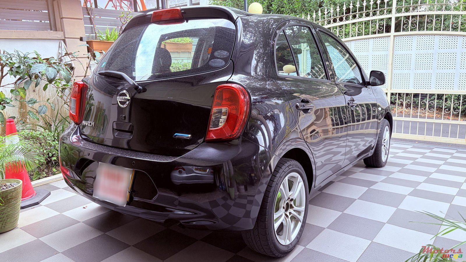 2014' Nissan March photo #5