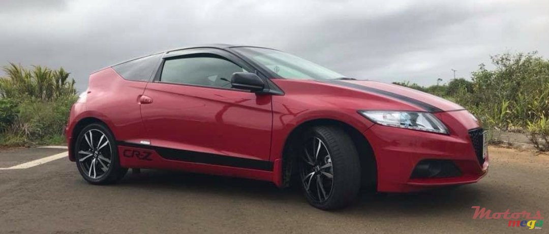 2013' Honda CR-Z photo #3