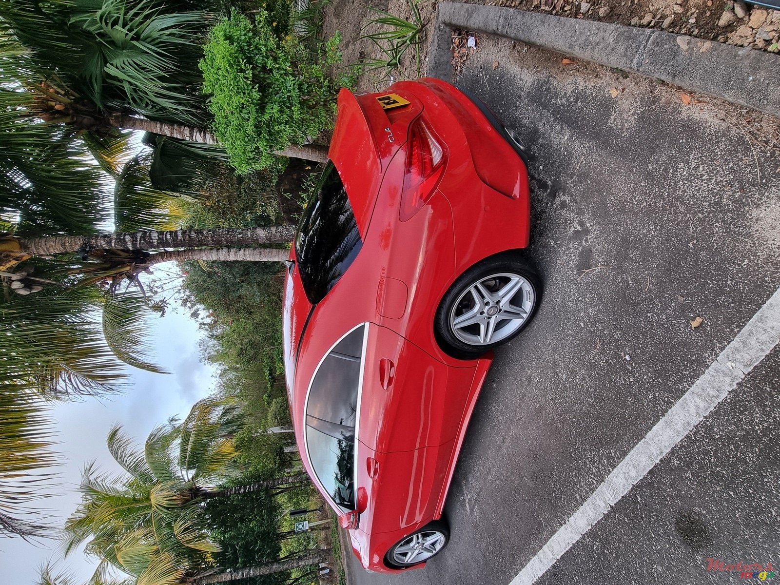 2013' Mercedes-Benz C 180 AMG photo #1