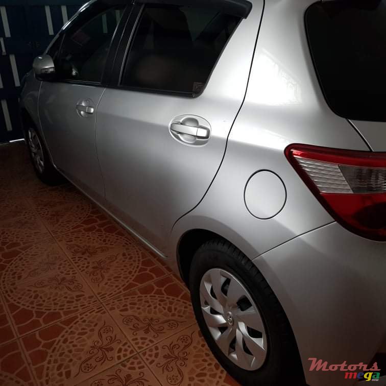 2017' Toyota Vitz photo #1